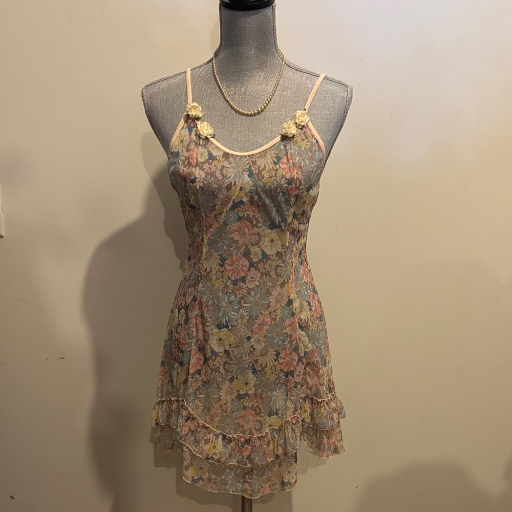 Floral Print Appliques Ruffle Hem Mesh Cami Night Dress size Small